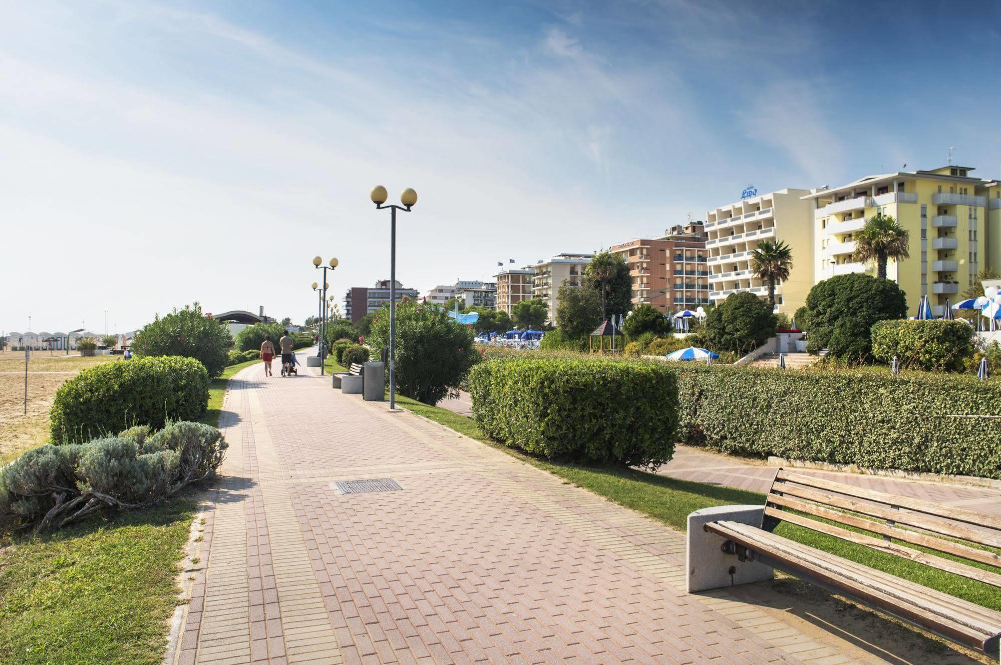 Princess Aparthotel Бібіоне Екстер'єр фото